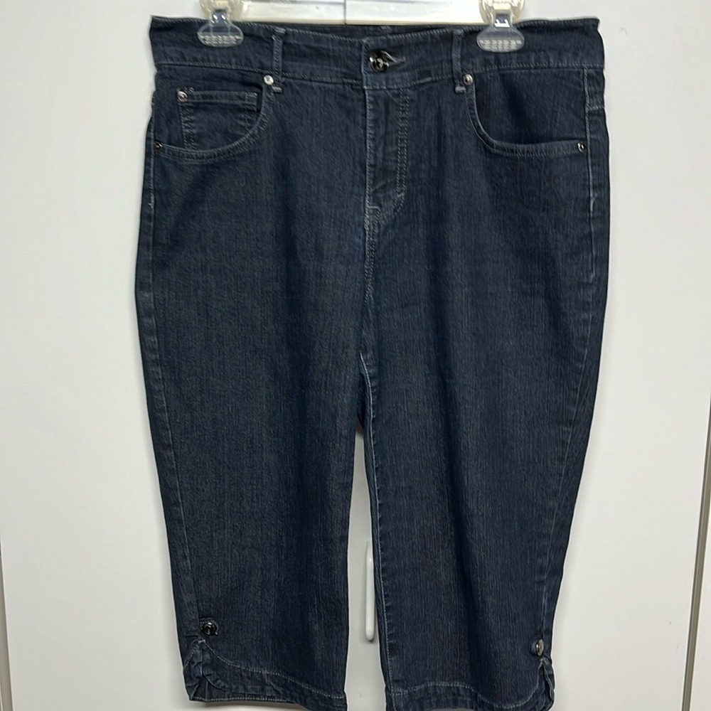 Nine West Jean Capri Studded Back Pockets